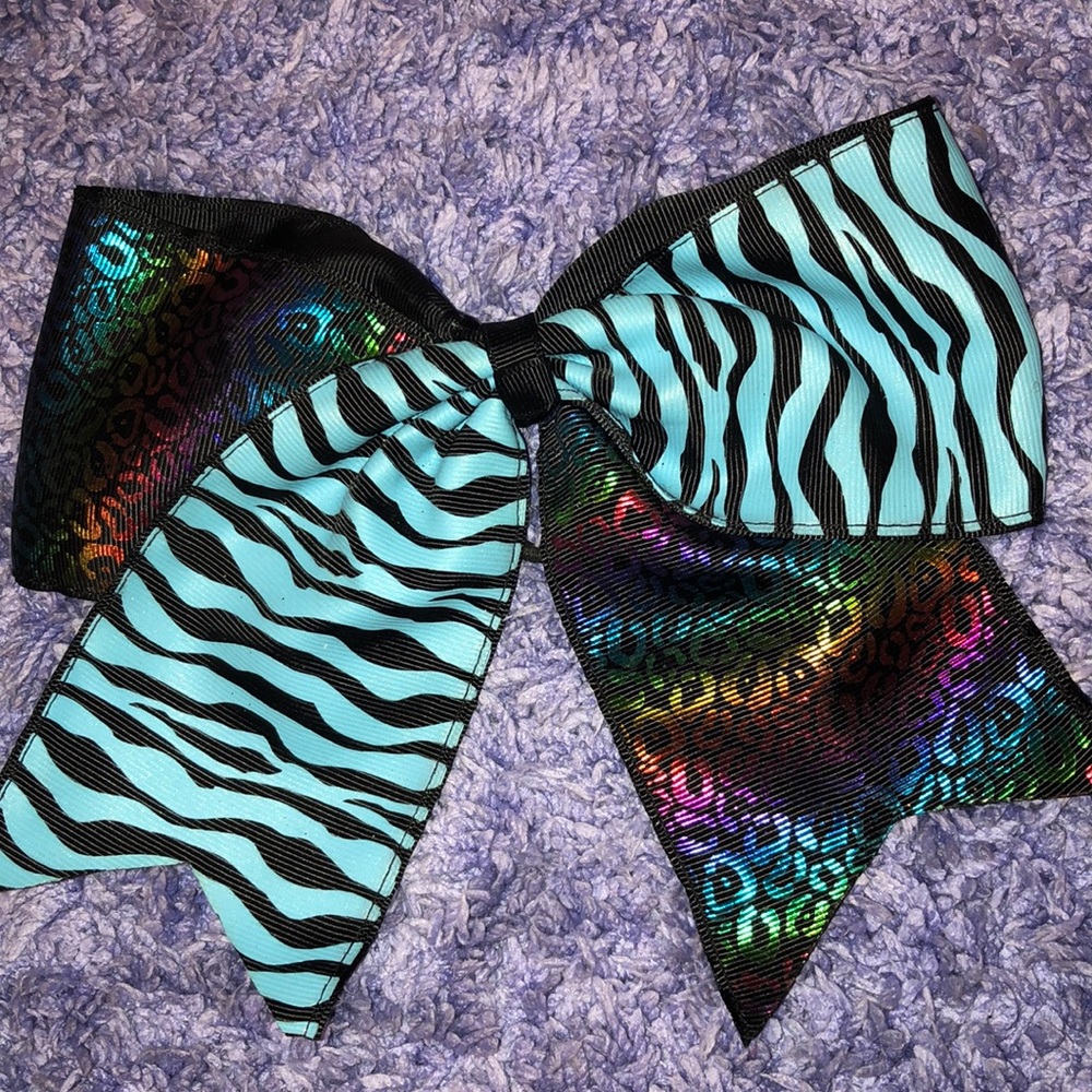 Multicolored cheer bow